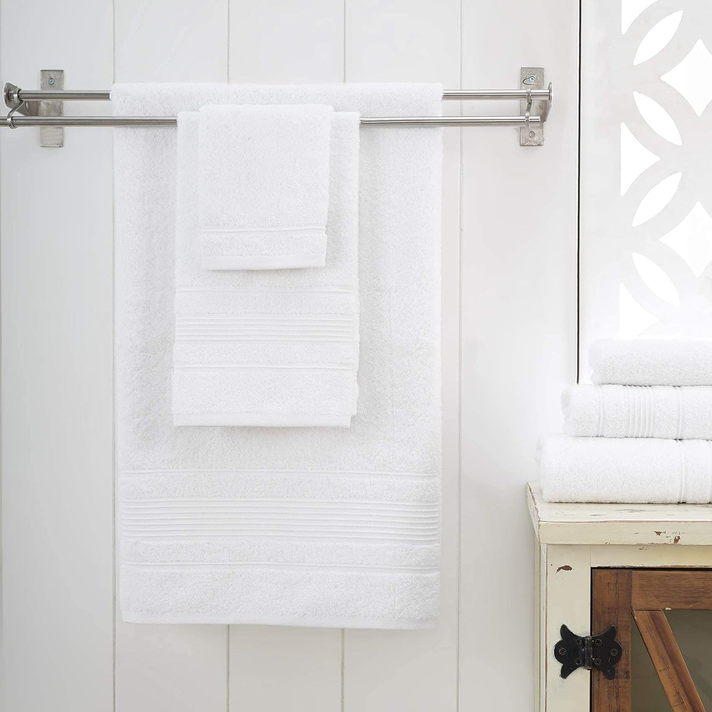 4-Piece Washcloths Towels Set, 100% Turkish Cotton Premium Quality Towels for Bathroom, Quick Dry Soft and Absorbent Turkish Towel, Set Includes 4 Wash Cloths (White)